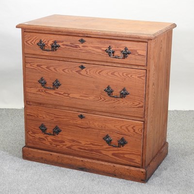Lot 80 - An early 20th century pitch pine chest