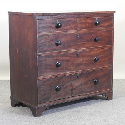 Lot 315 - A George III mahogany chest of drawers