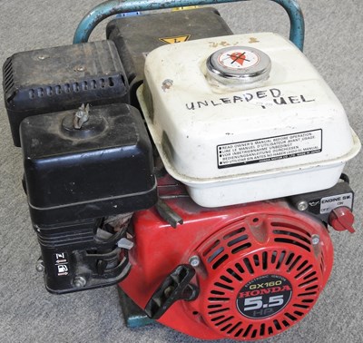 Lot 472 - A petrol generator