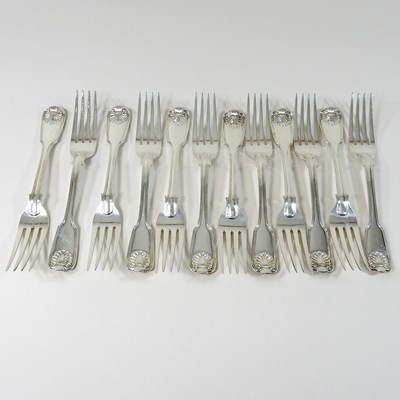 Lot 261 - A set of William IV silver forks