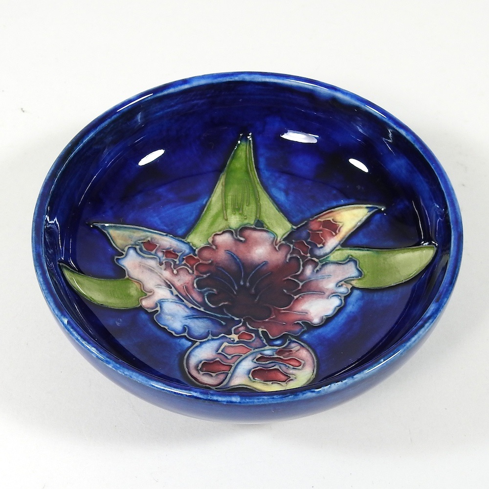 Lot 100 - A Moorcroft bowl