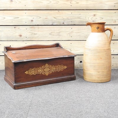 Lot 208 - An early 20th century mahogany box