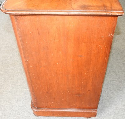 Lot 504 - A Victorian chest