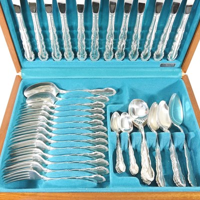 Lot 184 - An Onedia canteen of cutlery