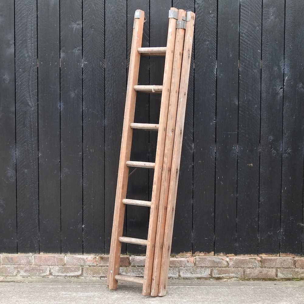 Lot 342 A Wooden Ladder   9542 0 Medium 