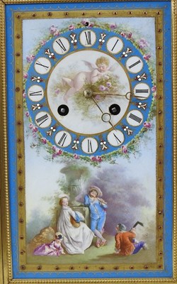 Lot 78 - A French mantel clock