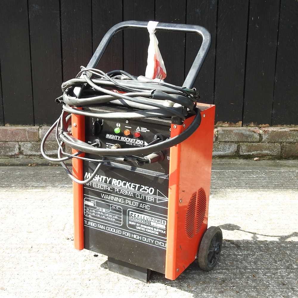 Lot 321 - A plasma cutter