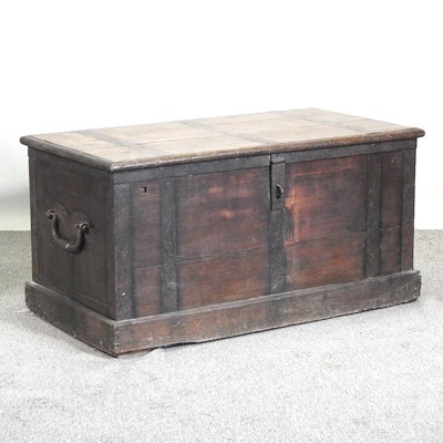 Lot 512 - A 19th century trunk