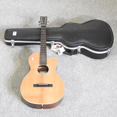 Lot 721 - A Recording King acoustic guitar