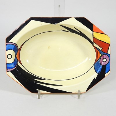 Lot 226 - A Clarice Cliff bowl