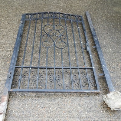 Lot 366 - A hand made iron garden gate