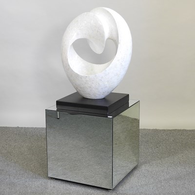 Lot 549 - A shell sculpture