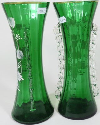 Lot 91 - A pair of Mary Gregory style vases